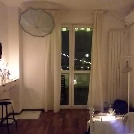 Big Balcony Penthouse Studio In City Centre Apartment *